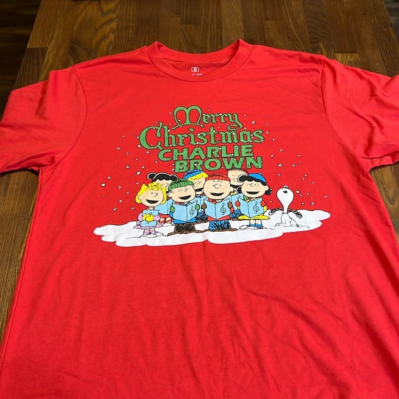 Peanuts Tops - Merry Christmas, Charlie Brown T-shirt size small
